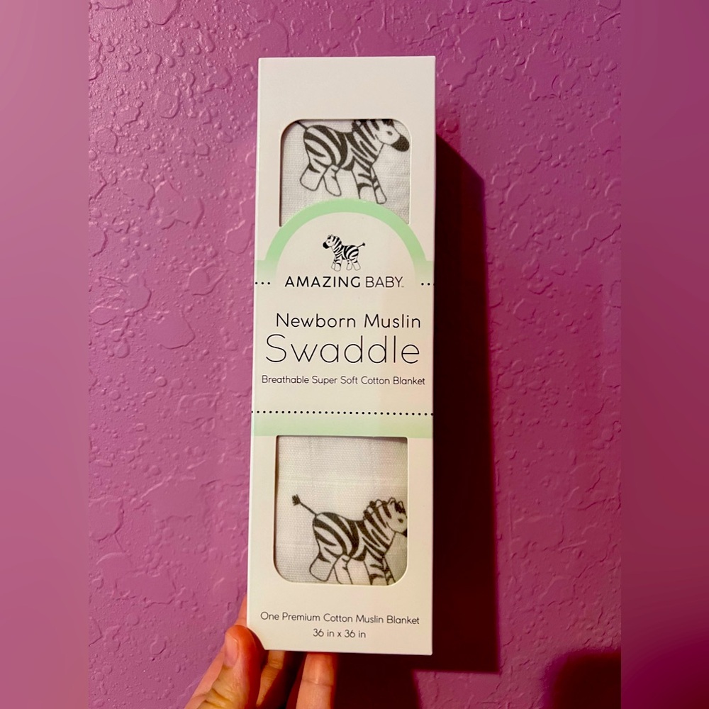 New in box newborn muslin swaddle Amazing Baby